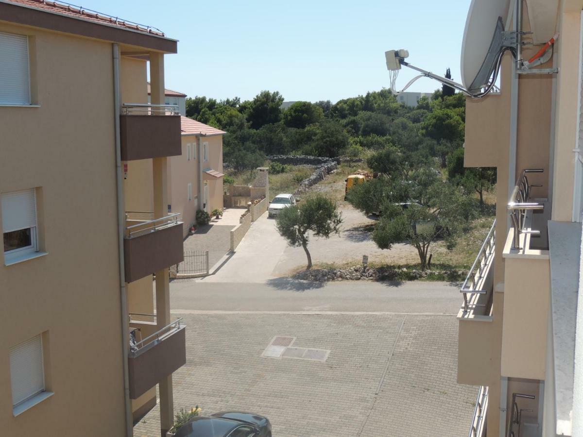 Apartments Naomi And Marsel Traù Esterno foto